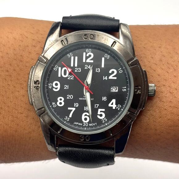 Silver & Black Men's Watch - Picture 1 of 5